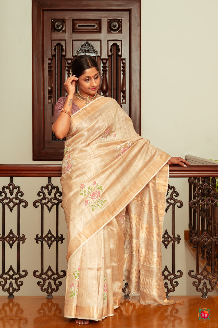 Beige-Bhagalpur-Tussar-Silk-Jugalbandhi-Saree-GulaabPrem-3-The-Indian-Motif