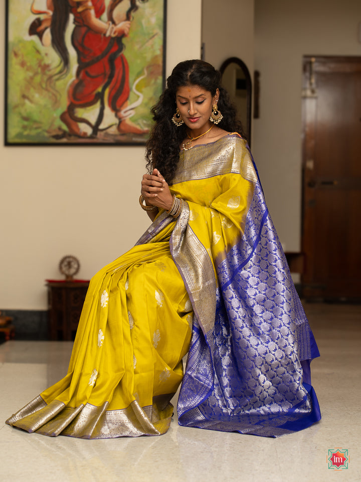 Sampige Colour Venkatagiri Silk Saree Kanakam-65-The Indian Motif Handwoven Sarees